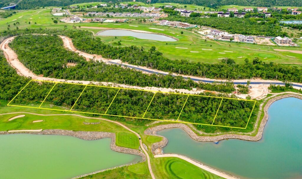 Dye Fore Estates 3 — cliffside parcel at Casa de Campo® Resort, La Romana, Dominican Republic