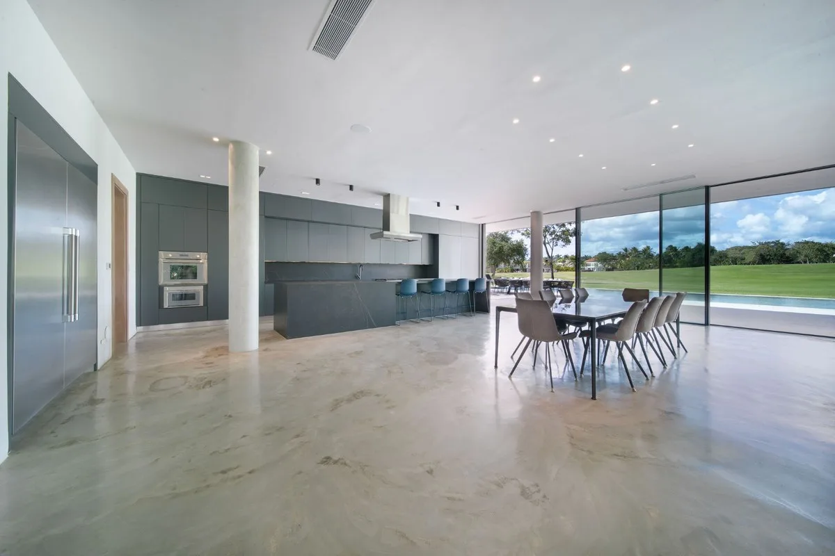 Dining area beside sliding glass doors to the golf course, El Valle 6, El Valle, Casa de Campo®