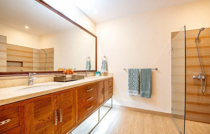 Bathroom with wooden vanity and glass shower, Las Cañas I 37, Las Cañas, Casa de Campo®