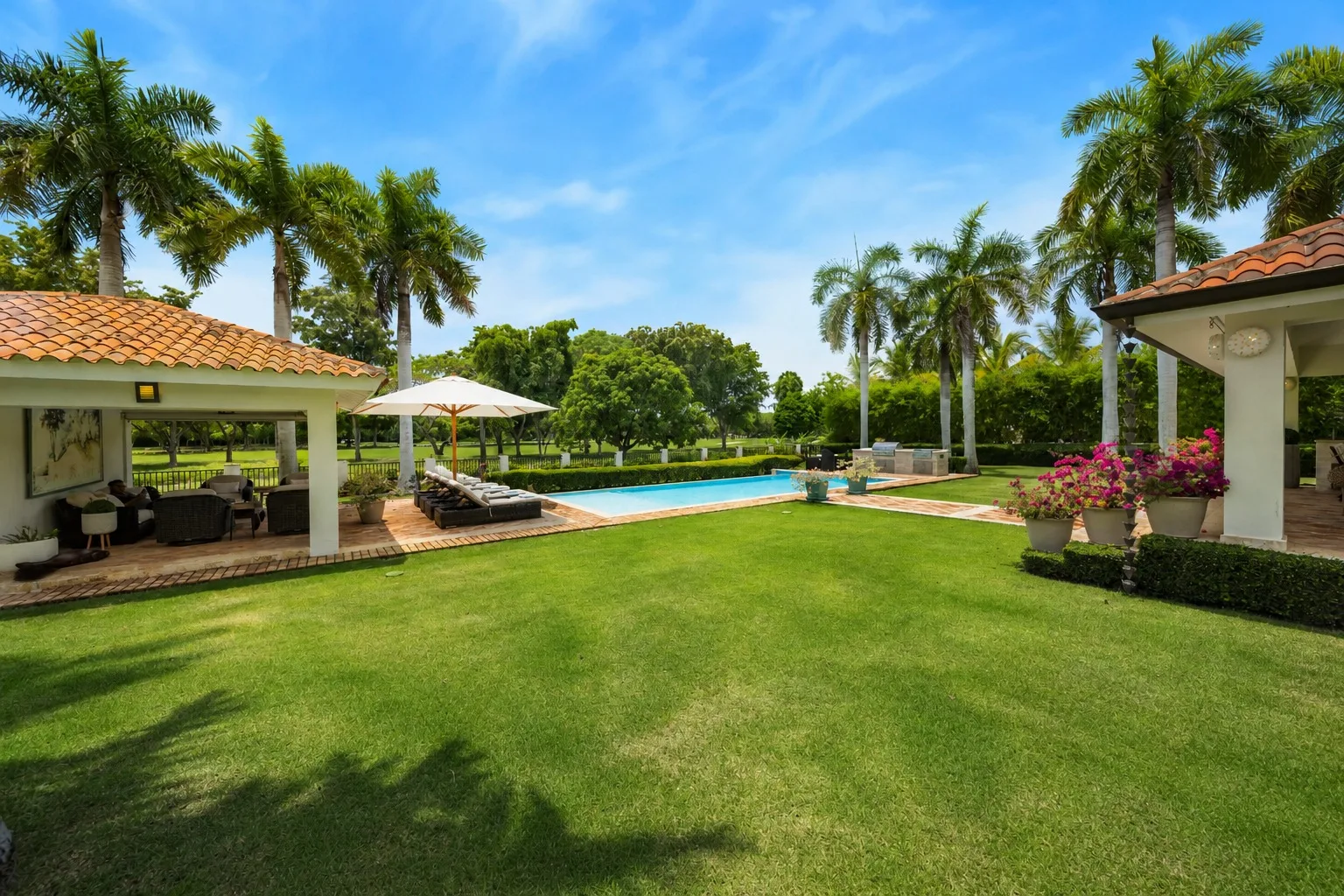 Lawn and gazebo with the pool beyond, Punta Aguila 52, Punta Aguila, Casa de Campo®