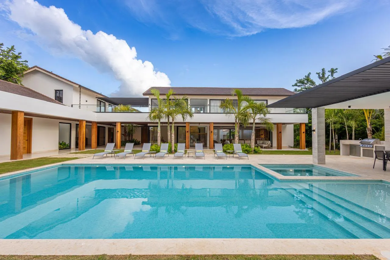 Pool and terraces in front of the two-storey villa, Barranca Este 14, Barranca Este, Casa de Campo®